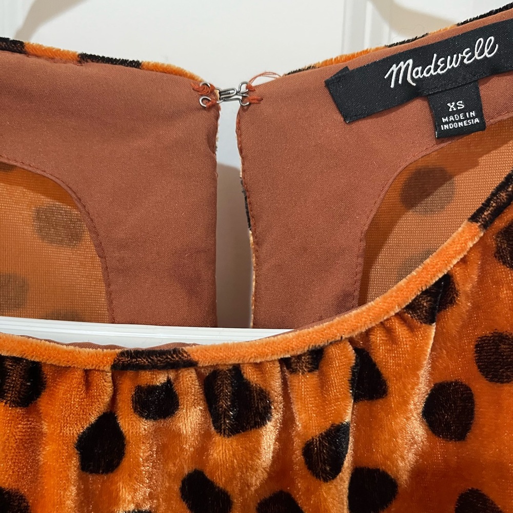 Madewell Velvet Leopard Ruffle Sleeve Top Size XS - Picture 14 of 16